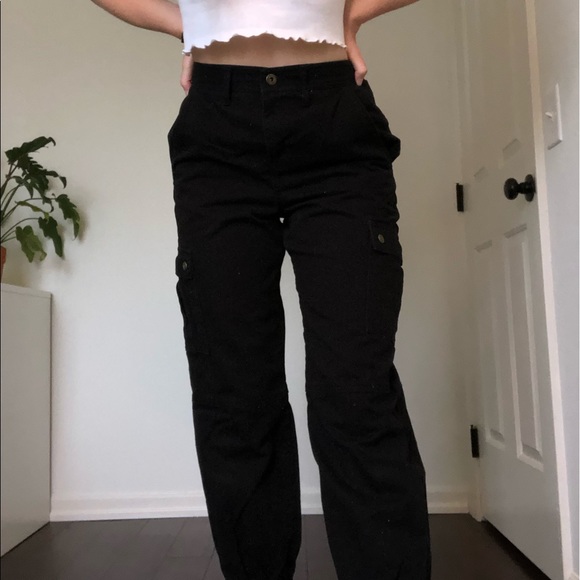 Black cargo pants fitted ankle perfect condition - Picture 3 of 5